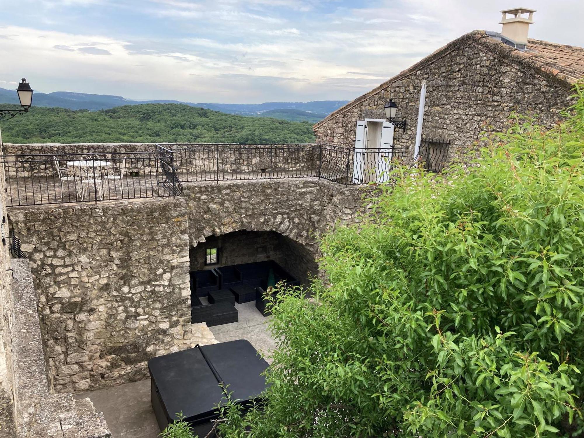 La Closerie D'Escalin Gite 12 Personnes Et Jacuzzi La Garde-Adhémar Eksteriør billede